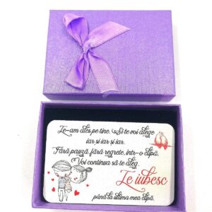 Card alb cu cutie